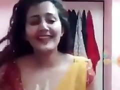 Indian Desi bhabhi seductive dance video on WebcamWhoring.com