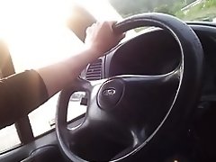 Branlette en voiture de ma petite salope video on WebcamWhoring.com