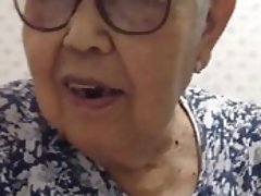 Chinese granny video on WebcamWhoring.com