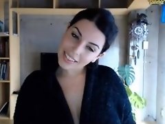 Yael Farache - Mila 9 video on WebcamWhoring.com