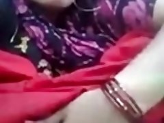 Real Indian woman showing video on WebcamWhoring.com
