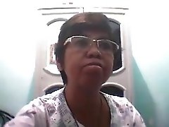 wilwetgranny pinay grandmother video on WebcamWhoring.com